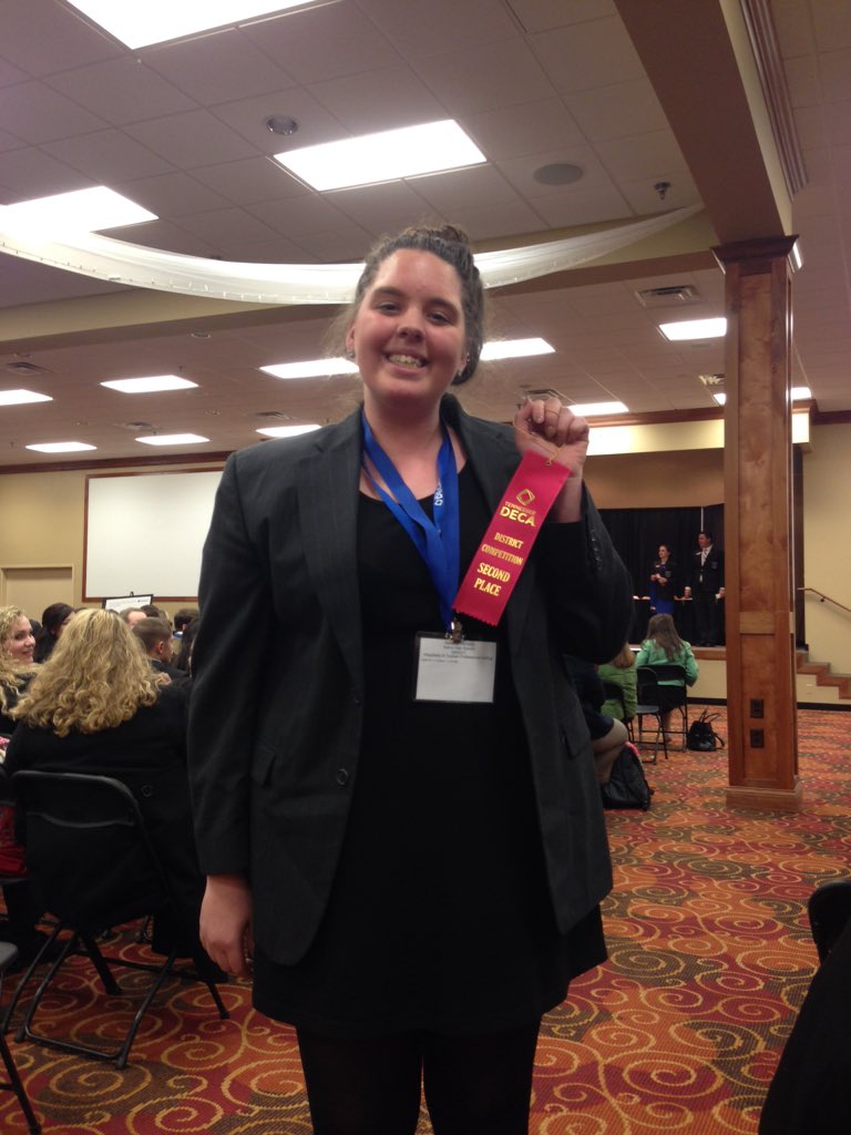 KarnsDECA's tweet image. KHS DECA state competitors. #tndeca