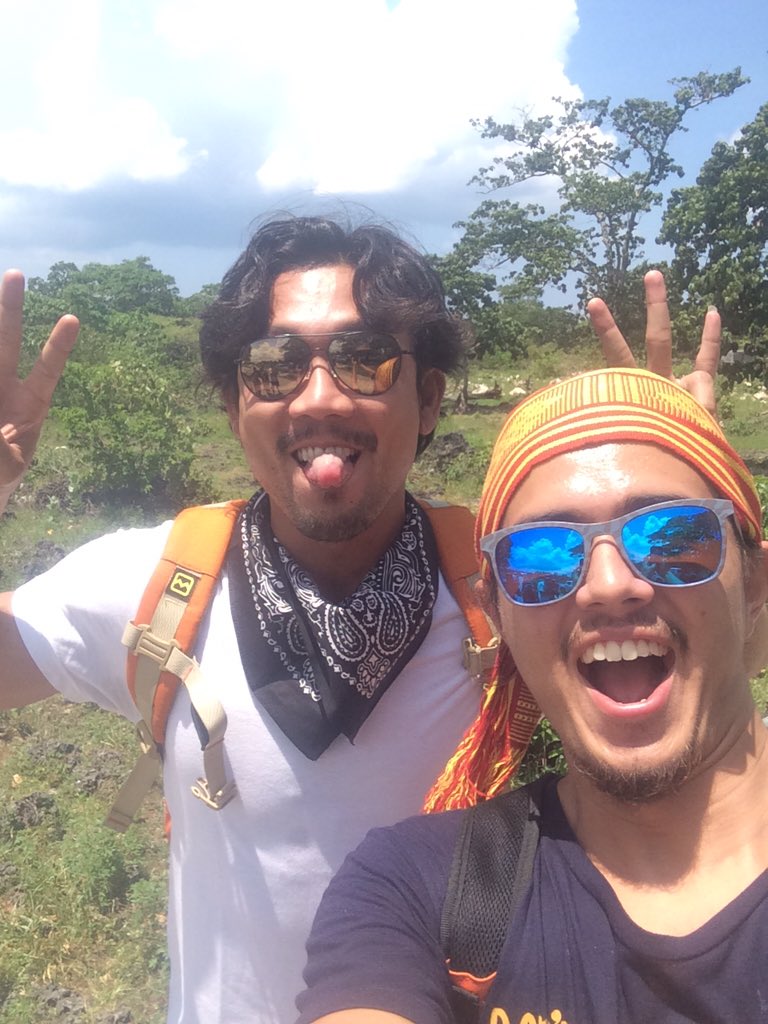 sumargodenny's tweet photo. 👌 "@myTrip_myAdvntr: morning... jangan lupa nonton #mtmakupang sesaat lagi yaa bakal ada @sumargodenny &amp; @david8js https://t.co/LO6ylnAhLf”