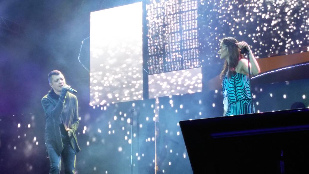 watchAmak0lme's tweet photo. #Fusion2016 #PlayAsOne #Imagination Sarah Bamboo #Happy4AshBoo https://t.co/nYhjJwQTgg