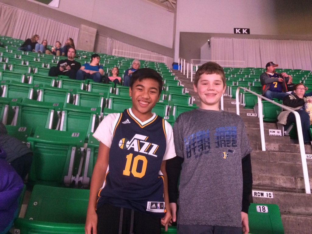 sdickson1110's tweet photo. Let's go Jazz!  #MINatUTA https://t.co/B5BfiXbatT