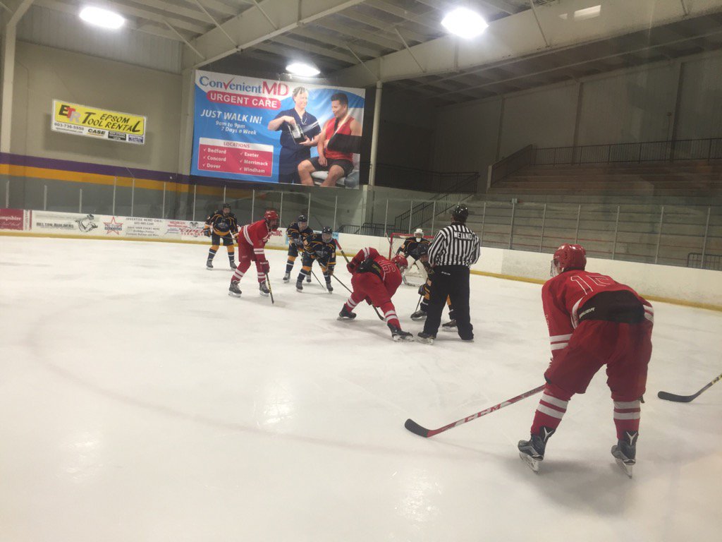ECELHockey's tweet photo. 18U @EliteHockey_CA lead 4-1 vs @redraiderhockey 16:36 in the second half. #ECELChampionships https://t.co/hIJl3SDN5P