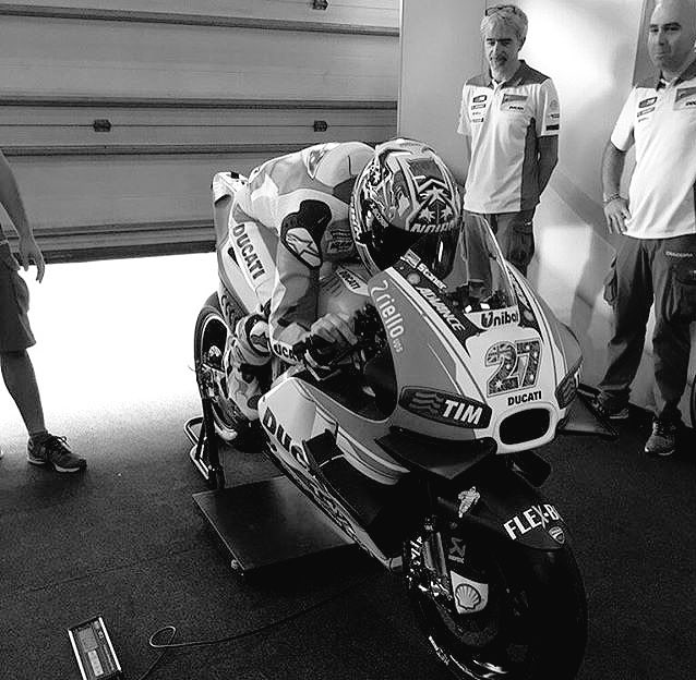 Motorcycle Archive tweet media