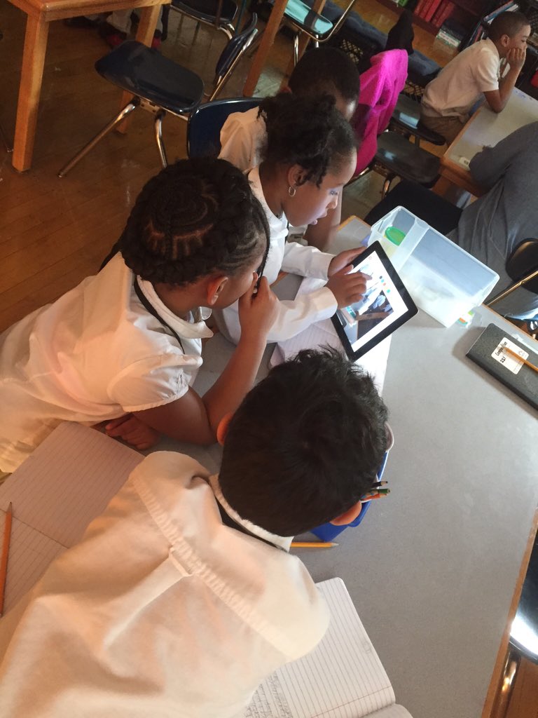 K4Panther_STEM's tweet photo. Engineers creating presentations to communicate their research to others. #STEMeducation https://t.co/y3udpSrTJW