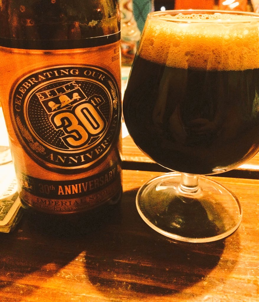 CraftBeertender's tweet photo. @BellsBrewery 30th anniversary might be the best non barrel aged Stout I've ever had! #DarkChocolate #coffee https://t.co/2M2WZRqWdM