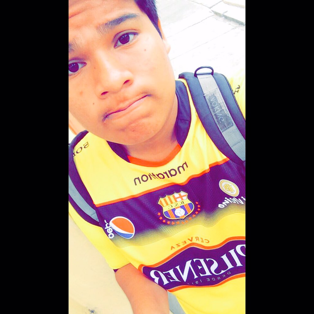 arev_bryan's tweet photo. #100xCientoAmarillo 💛💛💛💪🏽 https://t.co/7mLAD8jst6