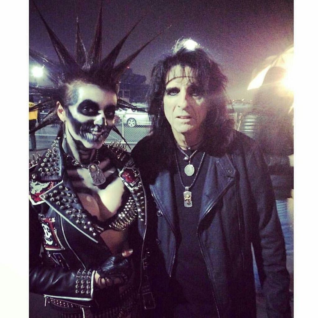 JungleTribeLA's tweet photo. @erin_micklow and @realalicecooper at NAMM backstage. Jacket by @dustandbeau #fashion #leather #punkfashion #punkgi… https://t.co/3BExQy9AzS