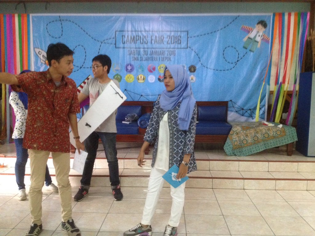 Selamat pagi adik2 weltron! Jangan lupa ya hari ini datang ke acara Campus Fair 2k16. Disana alumni2 dari