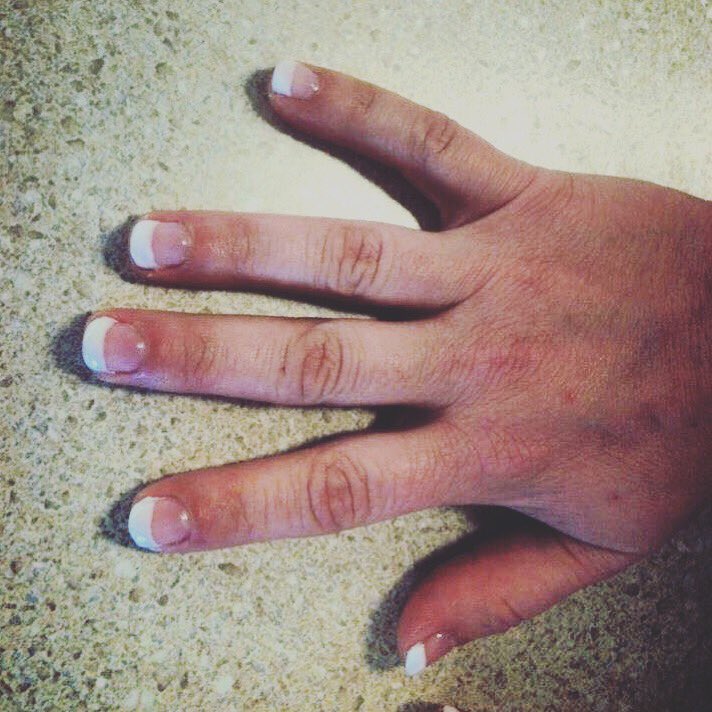 TraShanaPugh's tweet photo. Shellac #shellacnails #bowlinggreenky https://t.co/v4t4r9rNXl