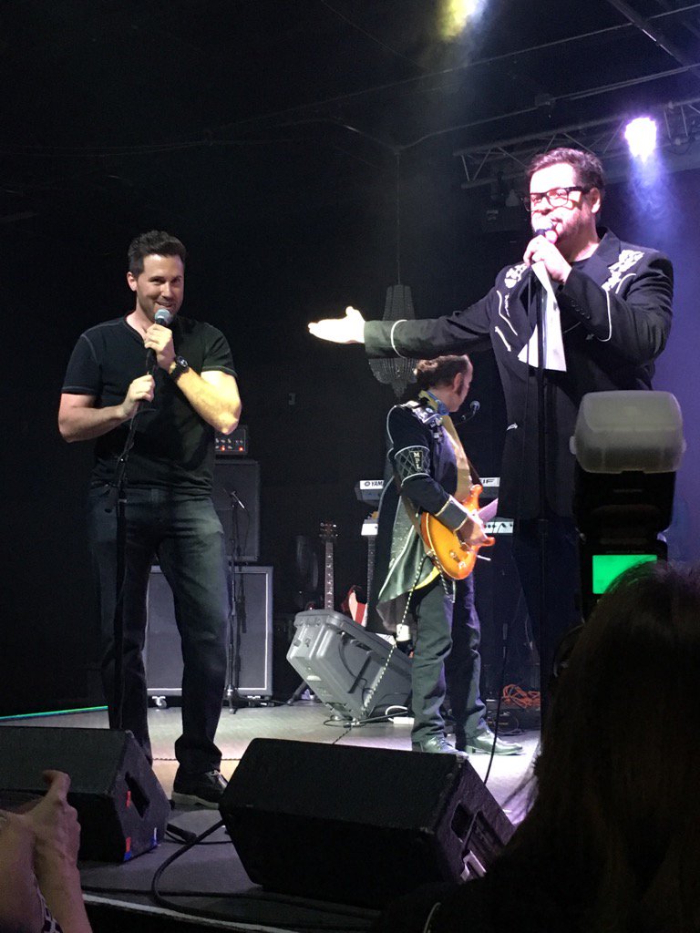 PennyTate73's tweet image. Thanks for supporting @AFSPChicago! #OOTDCCW