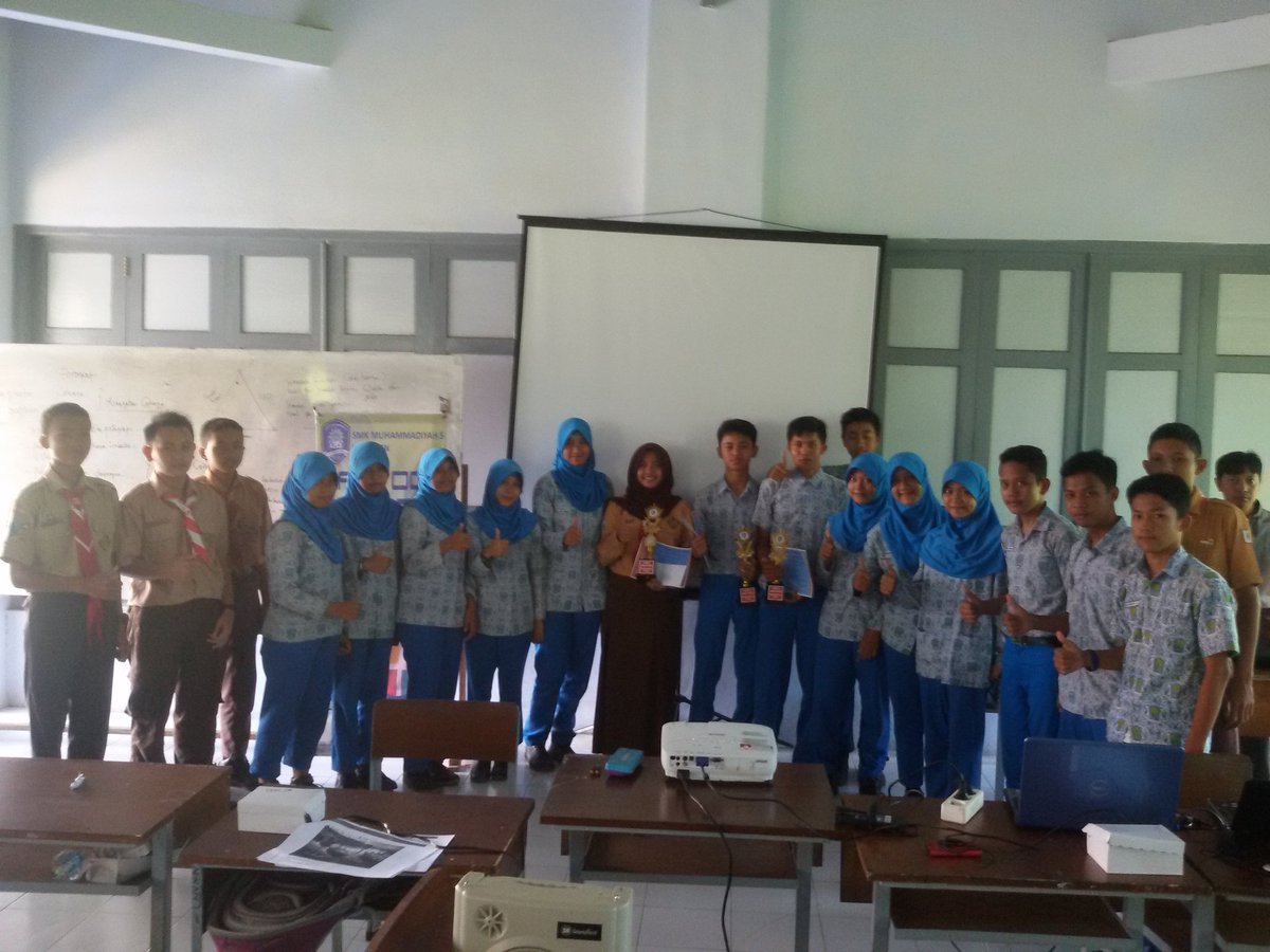 #Lomba #Photography Juara 3 Edi , Juara 2 Rafi SMP <a href="/muhammadiyah/">Muhammadiyah</a> 3, Juara 1 Nadia SMPN 4 <a href="/kepanjen_kita/">#WalikotaKepanjen</a>