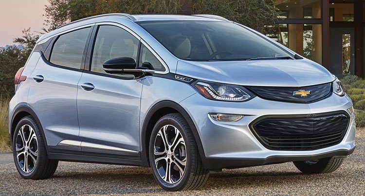 Forbes's tweet image. The Chevy Bolt could be the first mainstream electric vehicle onforb.es/1Qows8N