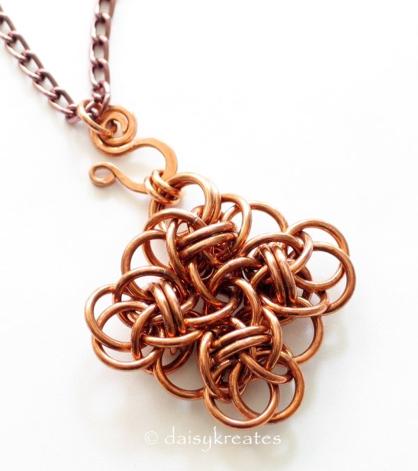 daisykreates's tweet photo. Copper Chainmaille Persephone Square Pendant on 32-Inch Long Necklace https://t.co/oLMHMaBRcc https://t.co/6CP3mne1A0