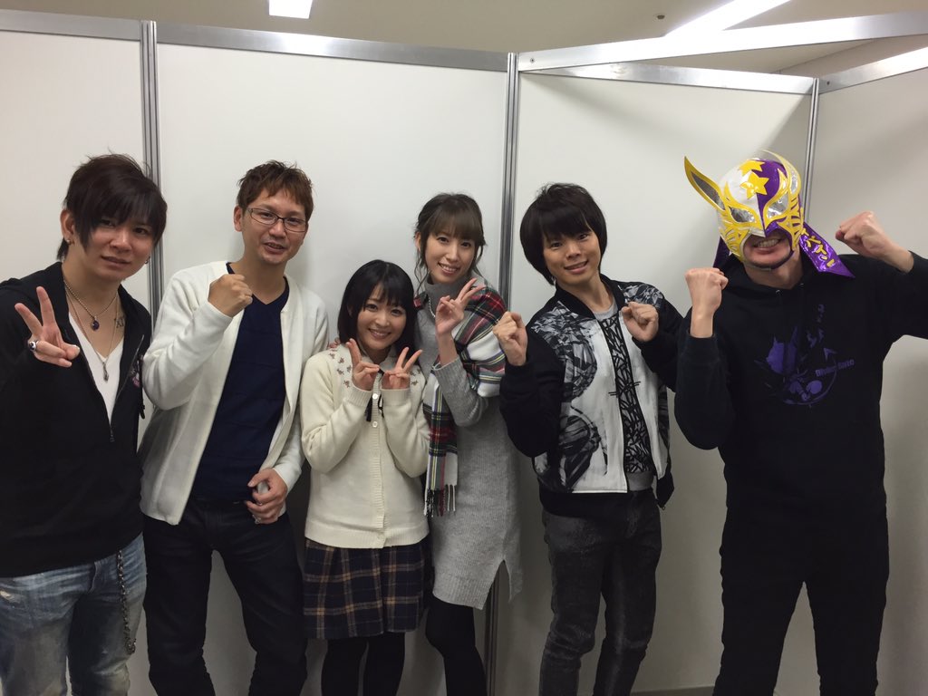 Tvアニメ ディバインゲート 公式サイト على تويتر 闘会議トークイベント終了 ガウェイン役の桑原由気 さんとイフリート役の小清水亜美さんがベストカップルの身長差ですね 笑 タイムシフトされた方は村瀬歩さんの脇と高橋広樹さんのそのまま演技論にご注目です 笑