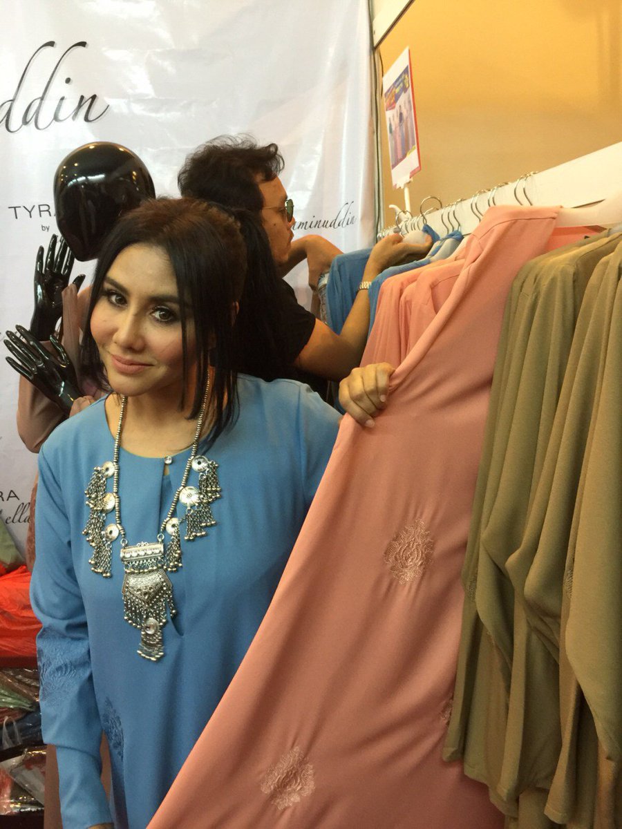 GiigeezApparel's tweet photo. ELLE Jubah- #tyrabyellaaminuddin https://t.co/Wr8O21uehU https://t.co/zHEseasd2m