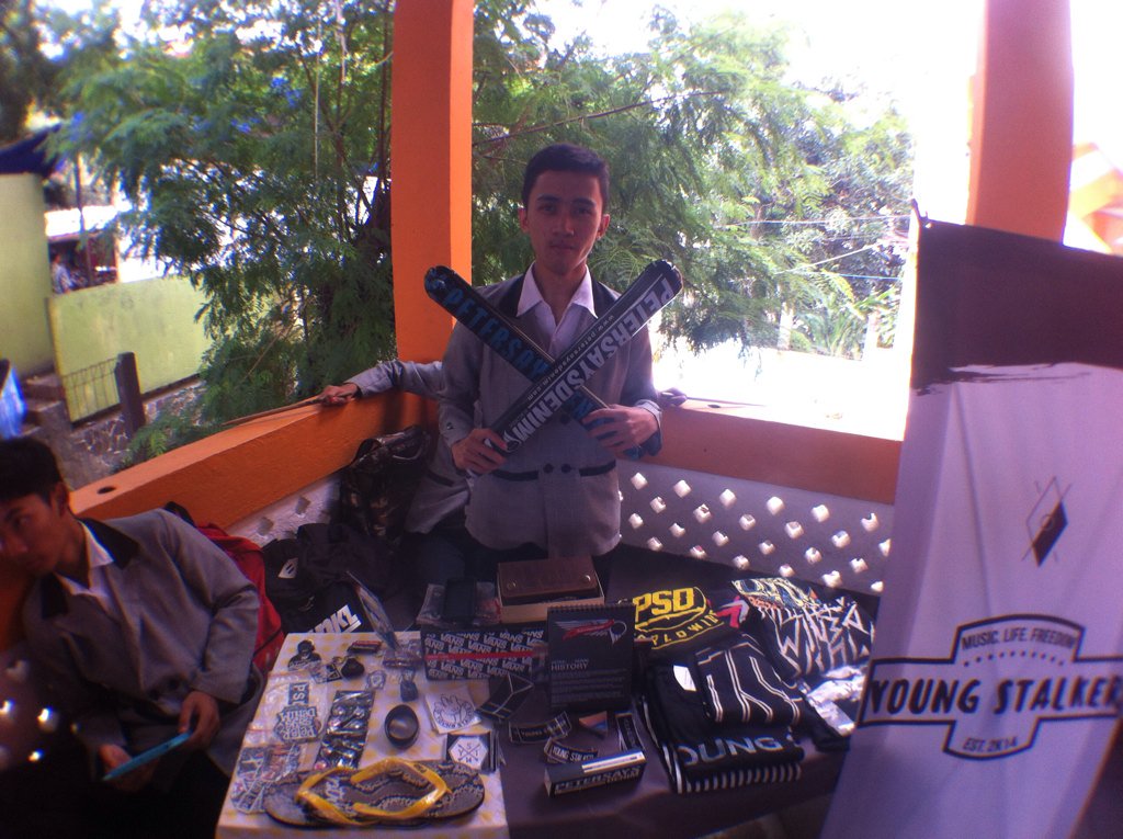 YoungStalker tweet picture