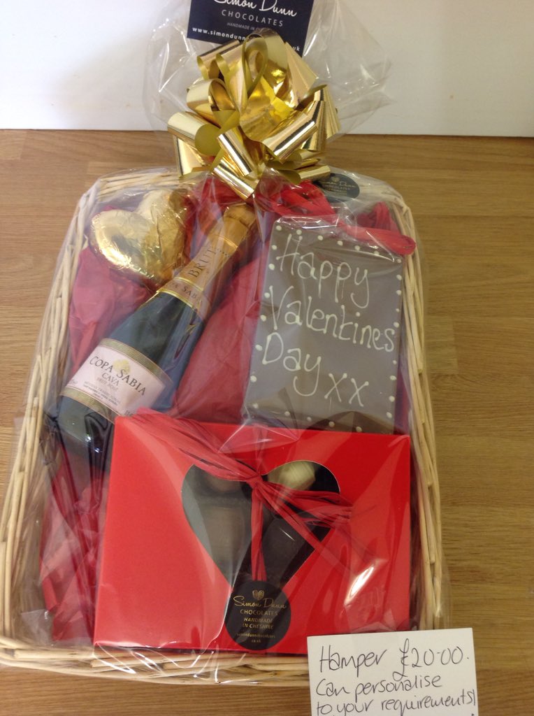 SimonDunnChoc's tweet image. Giveaway time again RT&amp;amp;Follow to win one of these personalised just for you #ValentinesDay #chocolate