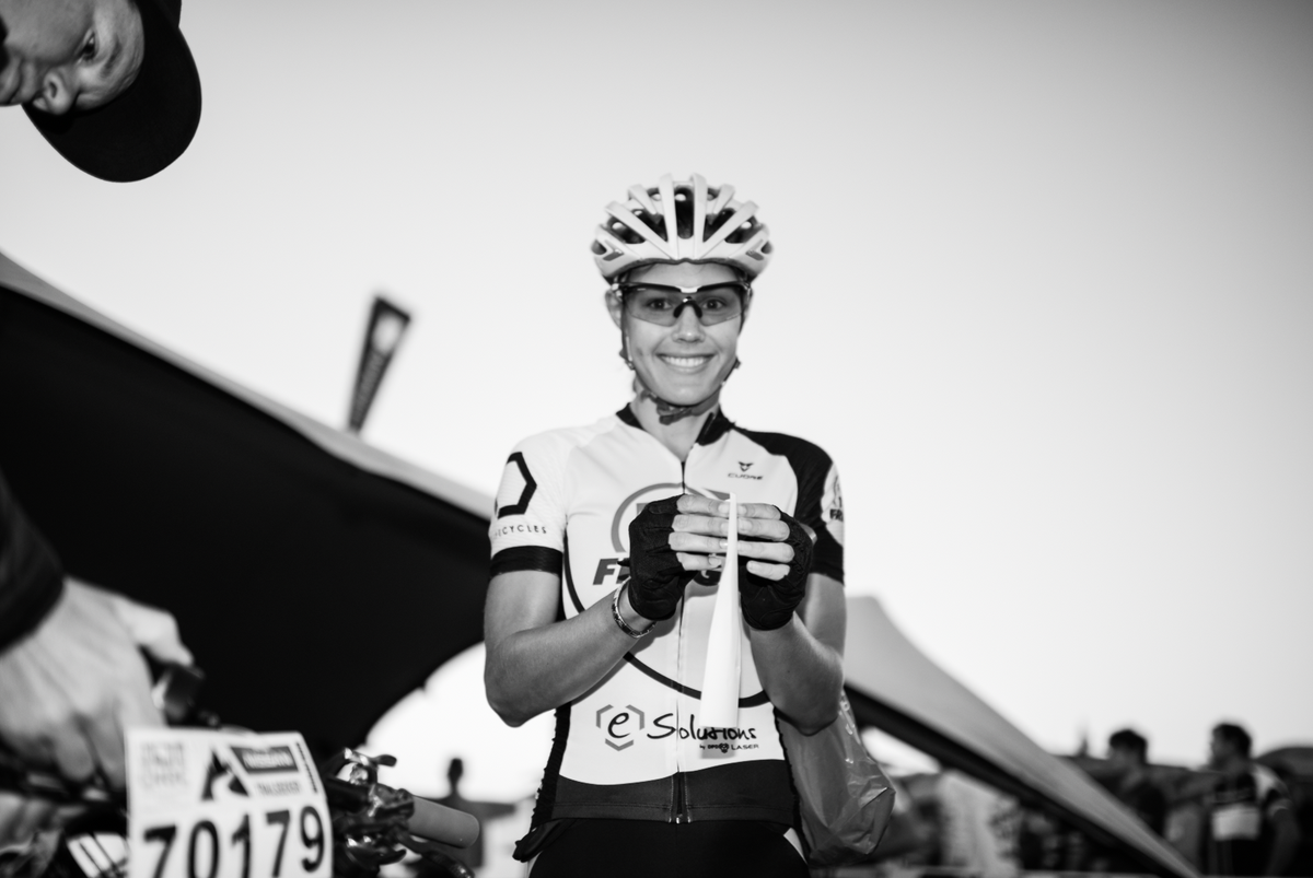ZoonCronje's tweet photo. Great ride from this young lady today! @VeraAdrian7 @AshburtonInvest @NatMTBseries #MTBMeerendal @advendurance https://t.co/VNNVX98CCu