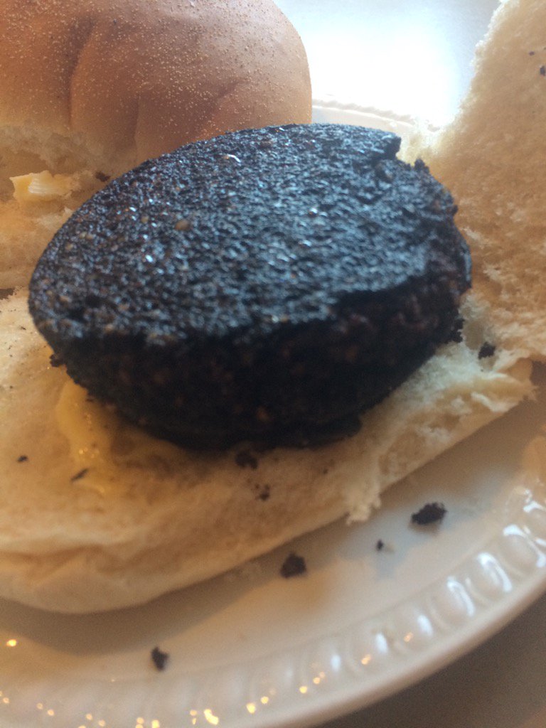 Sorecalf26_2's tweet photo. #superfood brunch, lovely #fatboyrunner https://t.co/V3FATV1pmR