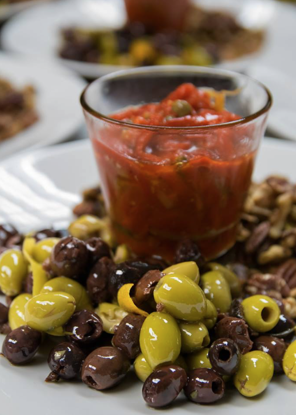 Love these <a href="/keepercoll/">KeeperCollection</a> #SommsUnderFire photos by <a href="/eyhophoto/">EatYourHeartOutPhoto</a> ht.ly/XHlRB Great event!