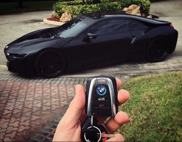 Think_Fortune's tweet image. Murdered out i8 #bmw