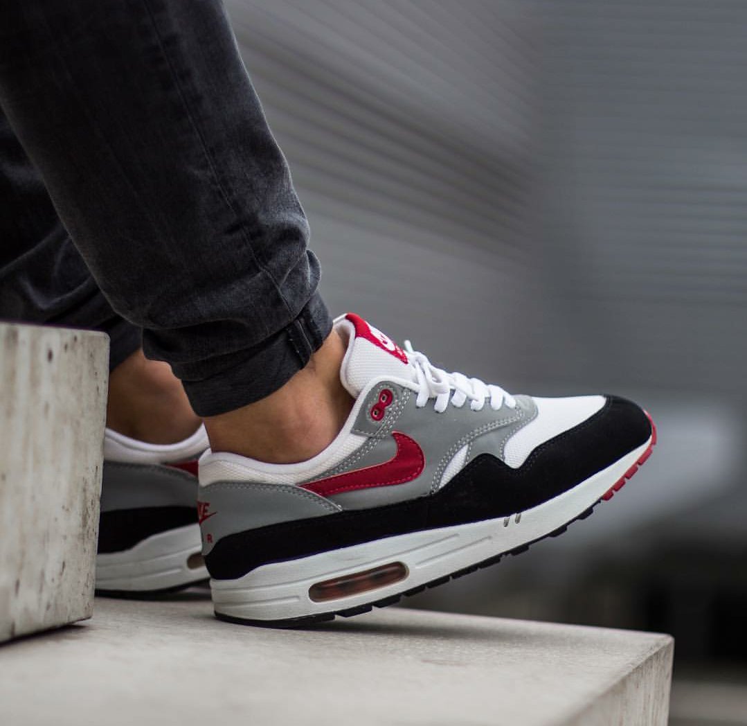 perdí mi camino milicia Sistemáticamente Sneakers Game on Twitter: "Nike Air Max 1 Chili (2003)  https://t.co/kSy5TDxqr0" / Twitter