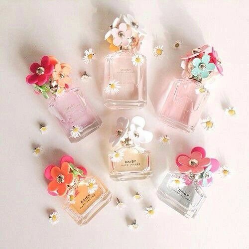 Fashion_Cewek's tweet photo. FLOWLYS PARFUME https://t.co/ylv2G53aNI