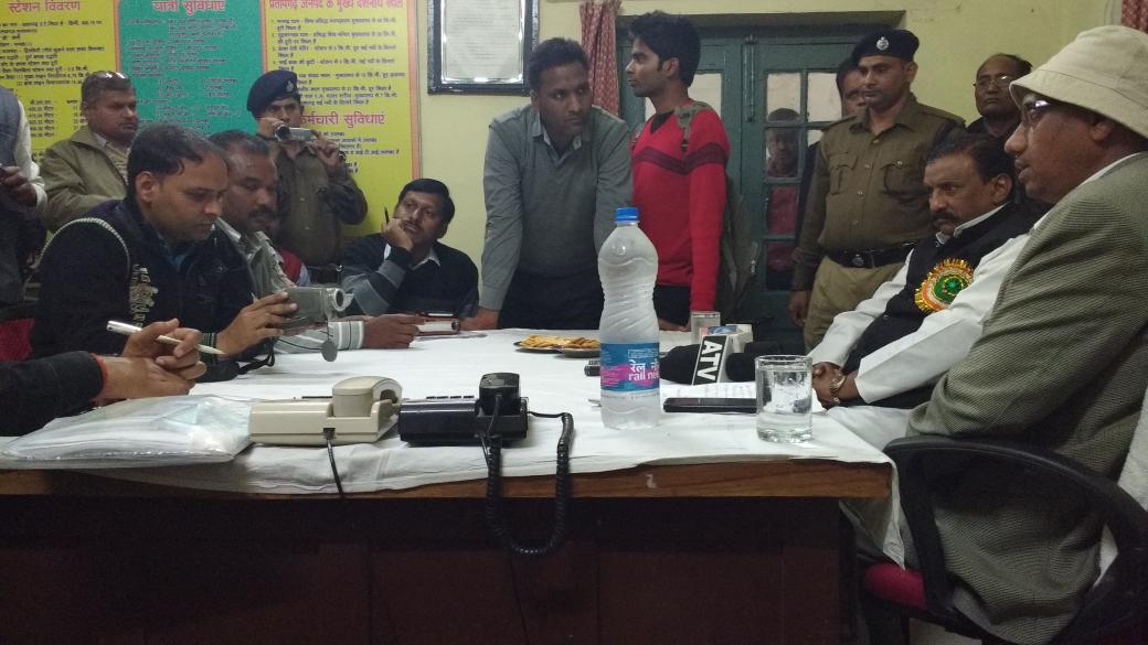 Meeting with kunwar Harivansh Singh /MP/Pratapgarh and address 2 media on issues related 2 development of Rly at Pbh
