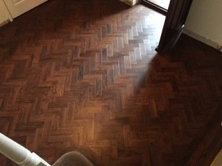 Grosvenorcarpet's tweet photo. Parquet effect Luxury Vinyl Tiles #Moduleo #Karndean #distintive #camaro available from us https://t.co/Qf9WlC6PHo https://t.co/Z2uywQSviZ