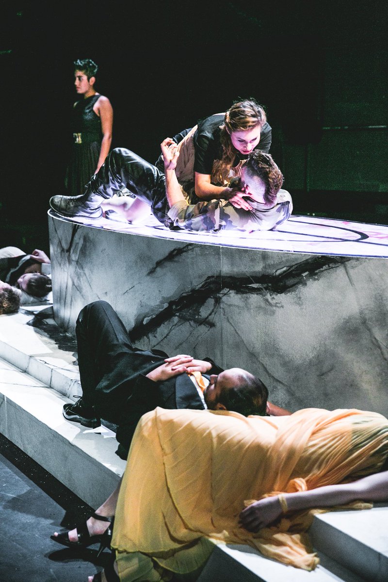 SchauspielhausG's tweet photo. Letzte Gelegenheit #CactusLand und #Idomeneus zu sehen! #qualderwahl https://t.co/jZv2yKveAA