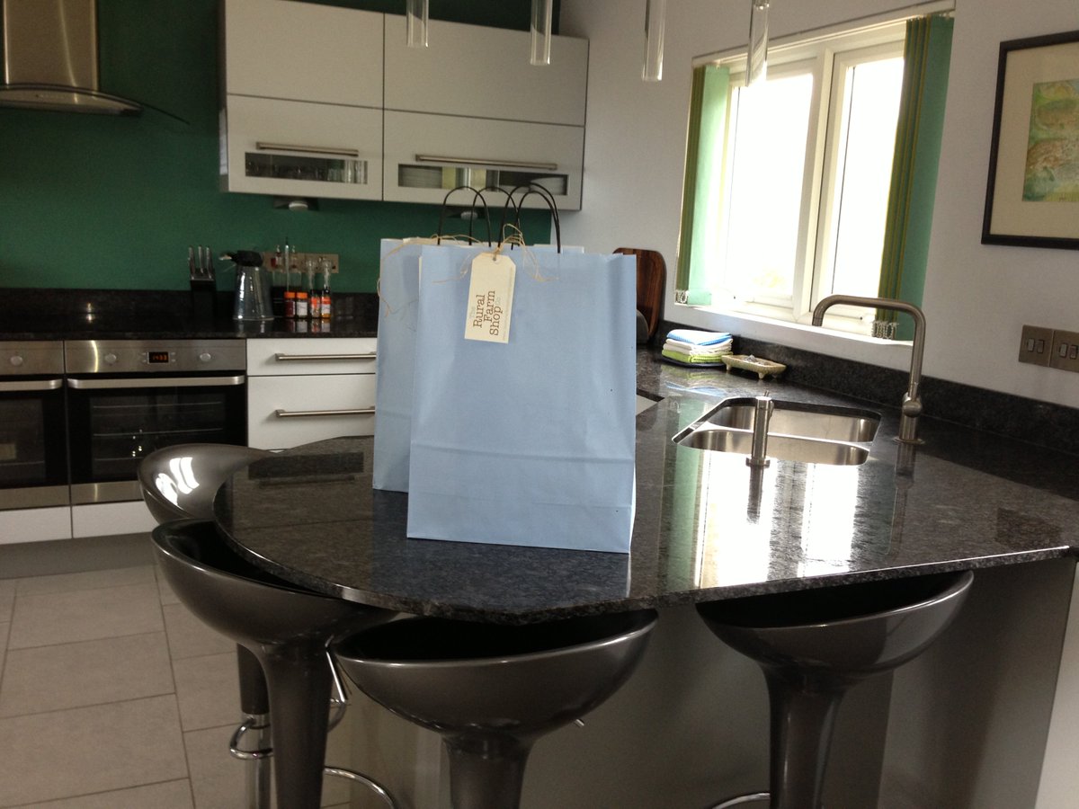 EatLocalTonight tweet picture