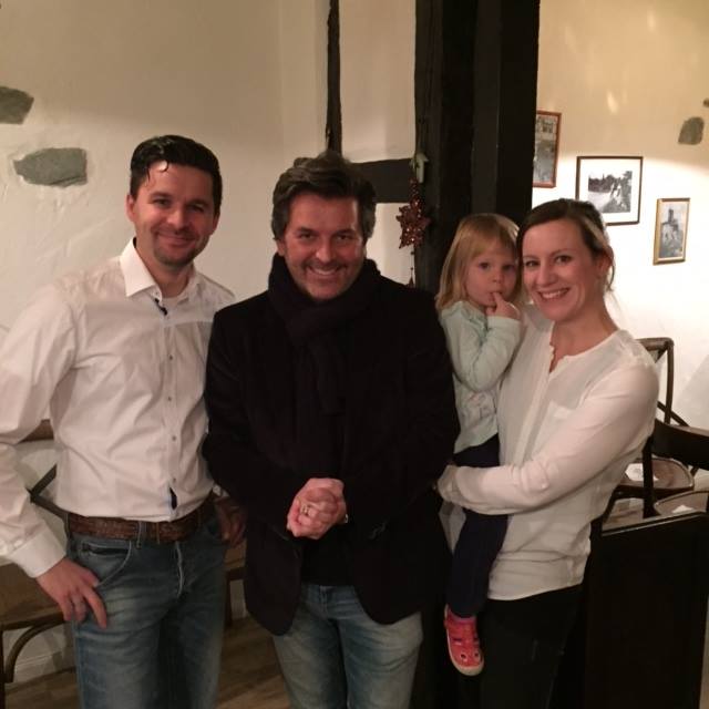 Miniköche Deutsches Eck with <a href="/ThomasAndersGoM/">Thomas Anders</a> 
More: vk.com/album-54344902…