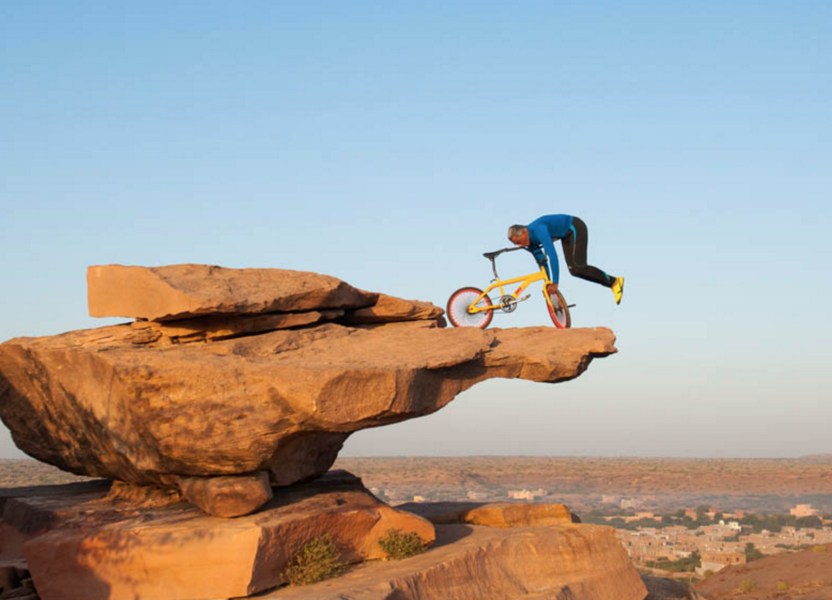 BarcroftUSA's tweet photo. This elderly YOGA fanatic can hold 45 different positions while balancing on a BMX: https://t.co/kkJS0JNtXe https://t.co/lY2Oz5QPHn