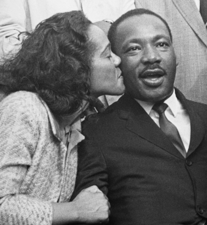 GlobalGrind's tweet photo. Happy #MLKDay: a look at Dr. Martin Luther King, Jr.'s life through pictures https://t.co/R9lWLcTBST https://t.co/cwVgaatG2o