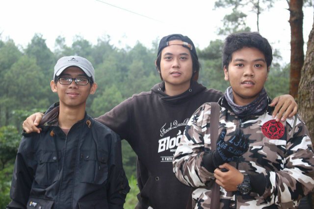 FikardwiL's tweet photo. Sejauh mana dirimu berada, kawan membuatmu terasa dekat dengan keluargamu. https://t.co/1o3VJBLSpP