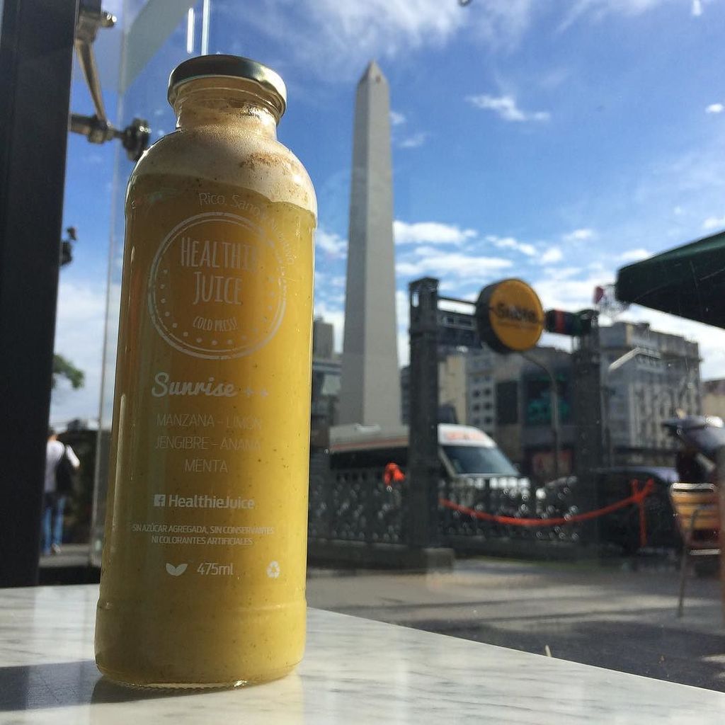 HealthieJuice's tweet photo. Hora de desayunar en Buenos Aires 🇦🇷. El día está precioso!

#HealthieJuice #healthy #heal… https://t.co/4Uo155kPND https://t.co/qqza2nFkrm