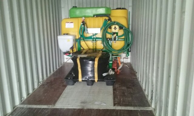 samcosystem's tweet photo. Loading NEW machines today, bound for Japan. @FTMTA_ @agrimachnews #samcoWORLDwide https://t.co/rFue0eYvBY