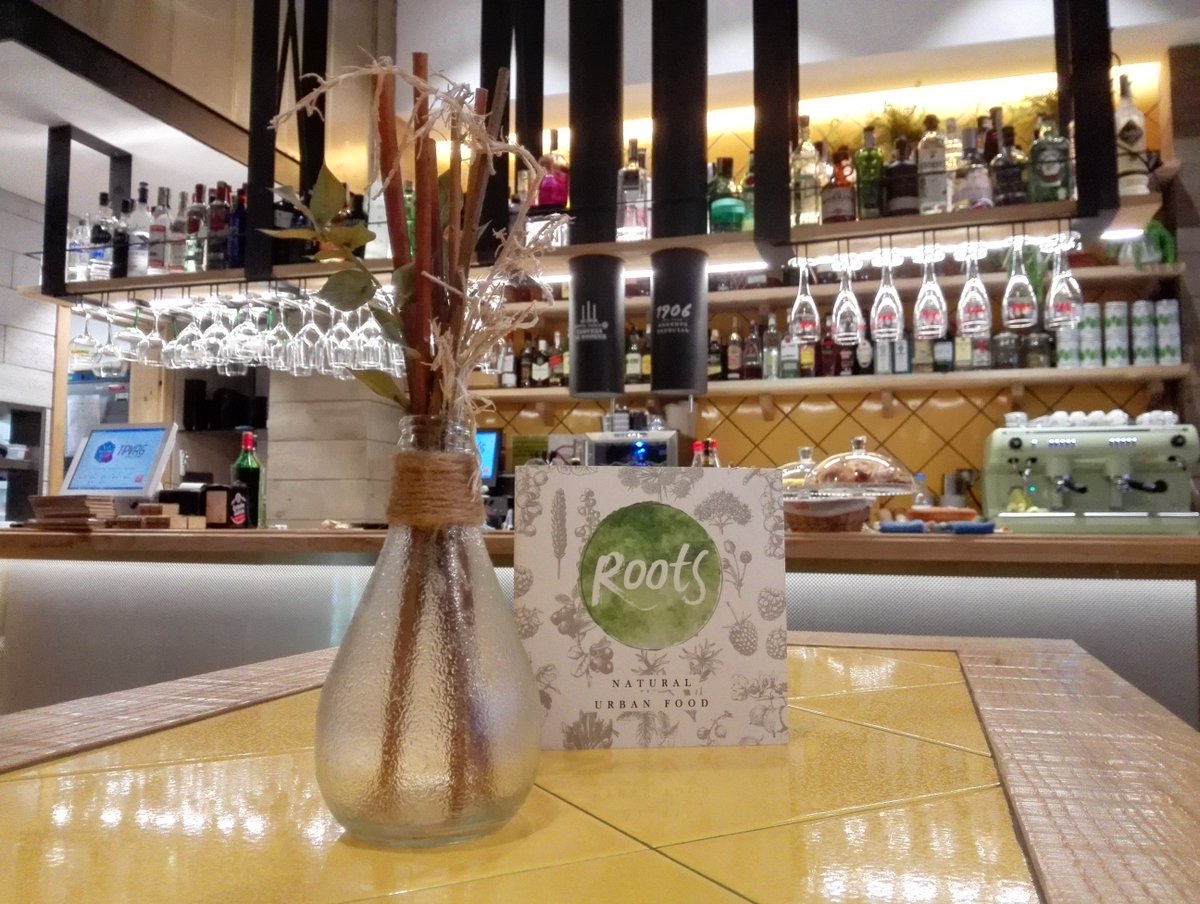 holacoruna's tweet photo. #Coruna #旅写真
昨日とてもすてきなカフェバーに行きました！テラスもあります♪
FBページはこちらhttps://t.co/sGgPSUtWZZ
日本人なら行きたくなる日本人なら大好きなものがあると聞いて...それは... https://t.co/51OdbzkuDC
