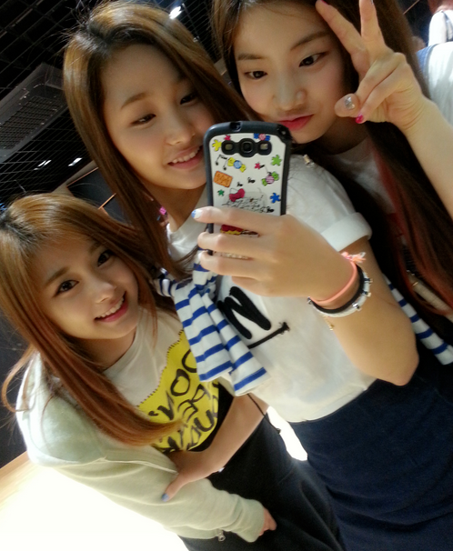 56808Robles tweet picture