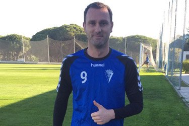 Ranko Despotovic, cuarto fichaje invernal del Cádiz CF

web.cadizcf.com/noticia/15083/…