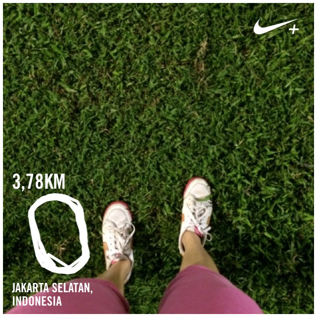 nerissapw's tweet photo. I just ran 3,78 km with Nike+. https://t.co/CWc8HTNCCy #nikeplus https://t.co/PvHGr9Jvci