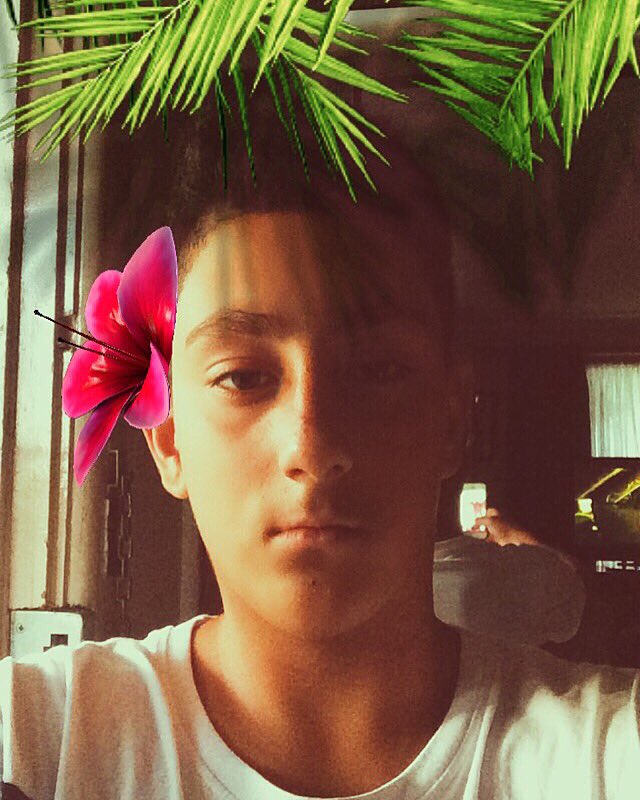 KingPeltic's tweet photo. Add me on snapchat ibby.boii https://t.co/z3eQjCD6pW