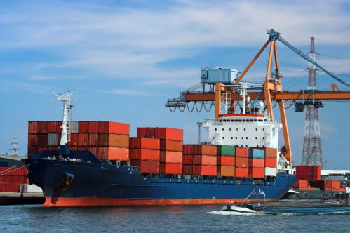 LeadershipNGA's tweet photo. 36 Ships Laden With Petroleum Products, Foods Expected In Lagos - https://t.co/MYsK3OG1AP https://t.co/ZKVWaekUm8
