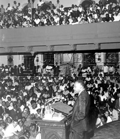 TempleUniv's tweet photo. Life's most persistent &amp; urgent question is, what are you doing for others? #MLKDay (pictured at @templecenter 1965) https://t.co/vXLjvzJQmi