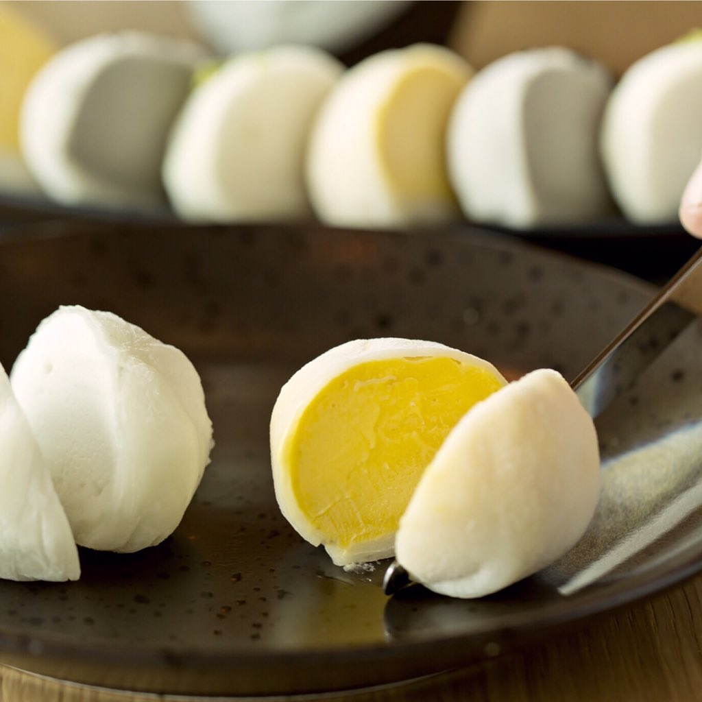 Is today a mango, coconut or black sesame day?... because everyday is a Mochi day! ❤️ #MyWakame #GlutenFree #Dessert