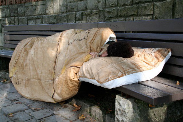 #Roma #freddo, @andreasantoro_9 (Municipio IX): "Potenziato ricovero per clochard" romapolitica.it/freddo-santoro…
