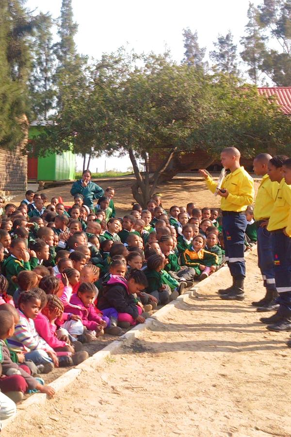 FynbosFire tweet media