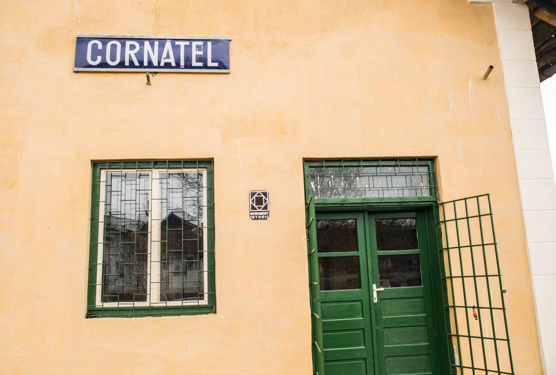 Mocanitaru's tweet photo. New windows and door for the station building and water tower at Cornățel, on the Sibiu-Agnita railway. https://t.co/T3zdNLvx6q
