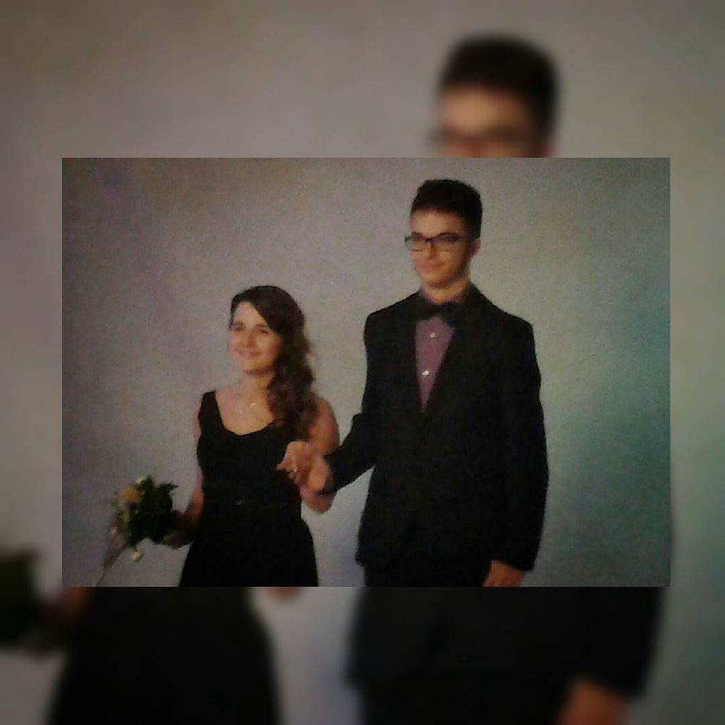 Abschlussball🙈🎀 #abschlussball #prom #friday #flowers #dress #black #smile #curls #little #girl #nice #picoftheday …