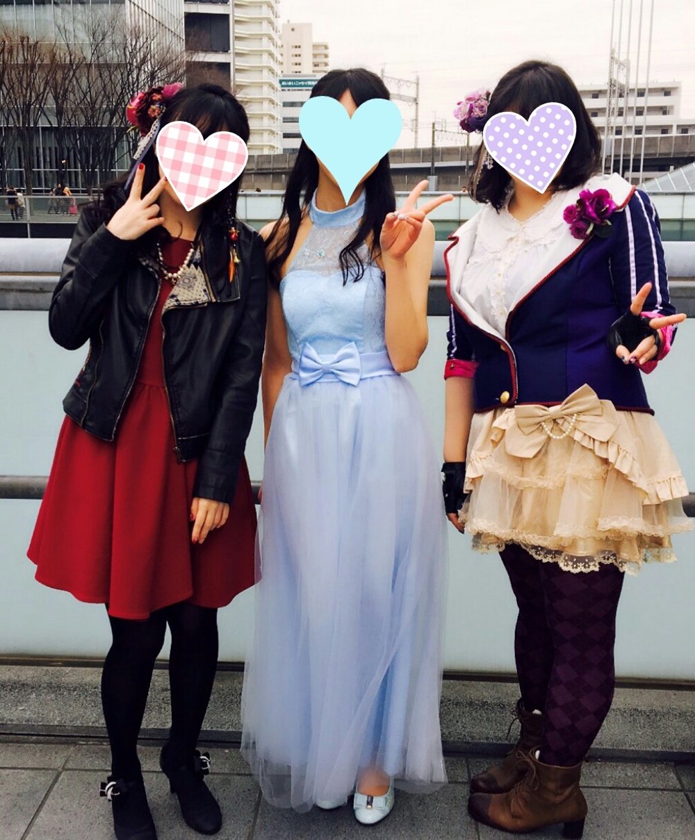 カルテット魂 Twitter वर ちょっと今更ですがプリライ2日目参戦服 見た瞬間これだ ってなったカミュ様カラーのロングドレス ネイルはあゆみーのさんの公式カミュ様ネイルです かっしーさん 蘭丸推し なーぽんさん トキヤ Amp Hayato推し と一緒に