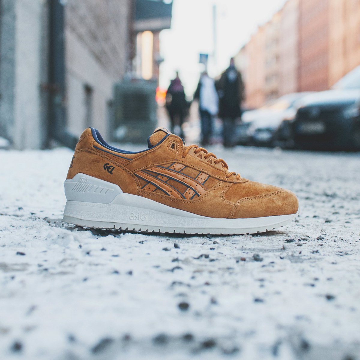 sneakersnstuff's tweet photo. The ASICS Gel-Respector (Tan/Tan) from the "Tonal Pack" is now available online! https://t.co/bCpm2DkSor https://t.co/IxK4h7a7MG